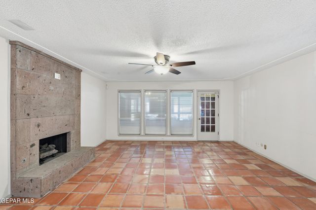 794 COEUR DALENE Circle, El Paso, TX 79922