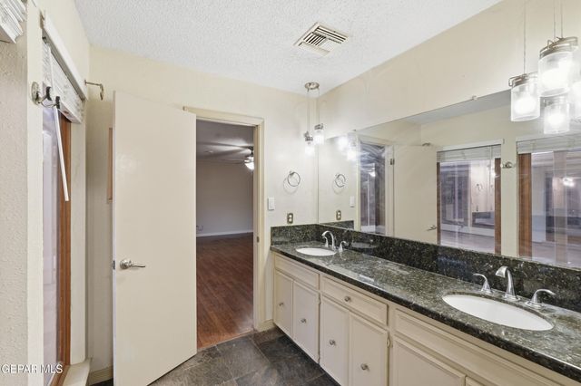 794 COEUR DALENE Circle, El Paso, TX 79922