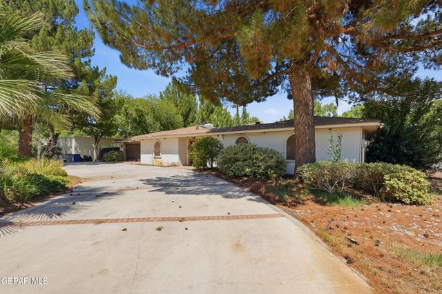 794 COEUR DALENE Circle, El Paso, TX 79922