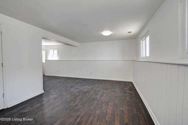 9310 Plumwood Pl, Crestwood, KY 40014
