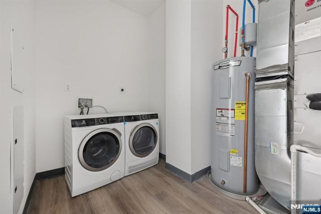 2 Executive Drive 803, Fort Lee, NJ 07024