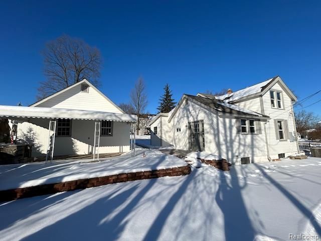 147 N Broadway Street, Lake Orion, MI 48362