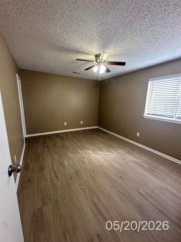 19434 Glenway Falls Drive, Katy, TX 77449