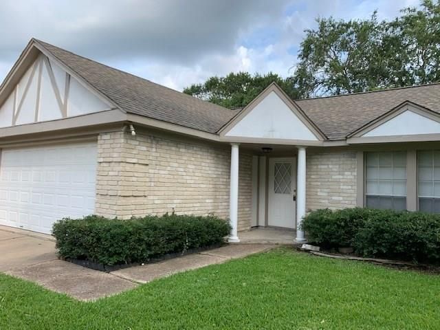 19434 Glenway Falls Drive, Katy, TX 77449