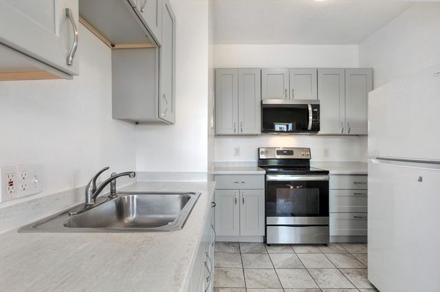 56 Peabody Street 3-E, Salem, MA 01970