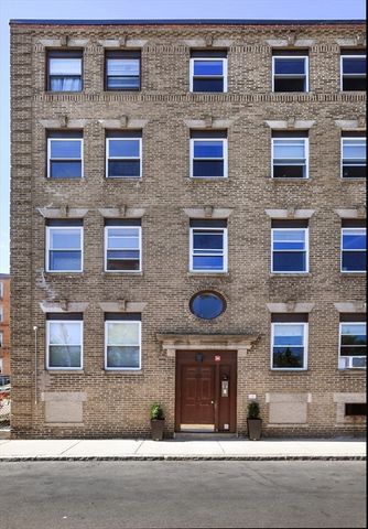 56 Peabody Street 3-E, Salem, MA 01970