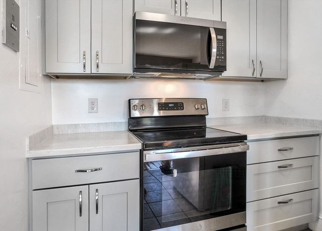56 Peabody Street 3-E, Salem, MA 01970