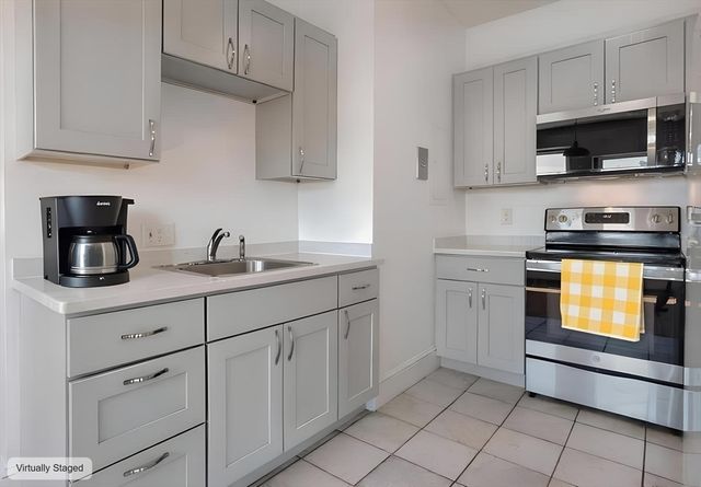 56 Peabody Street 3-E, Salem, MA 01970