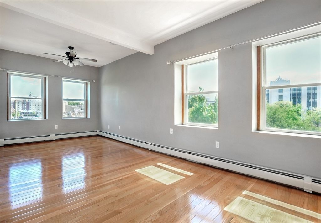 56 Peabody Street 3-E, Salem, MA 01970