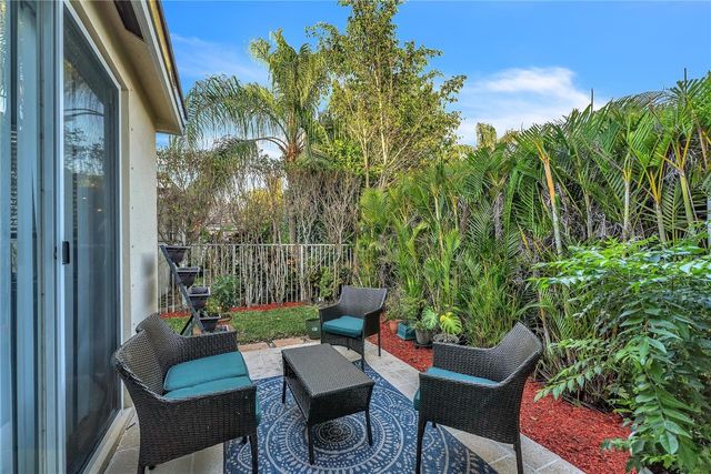 1059 Golden Cane Drive, Weston, FL 33327