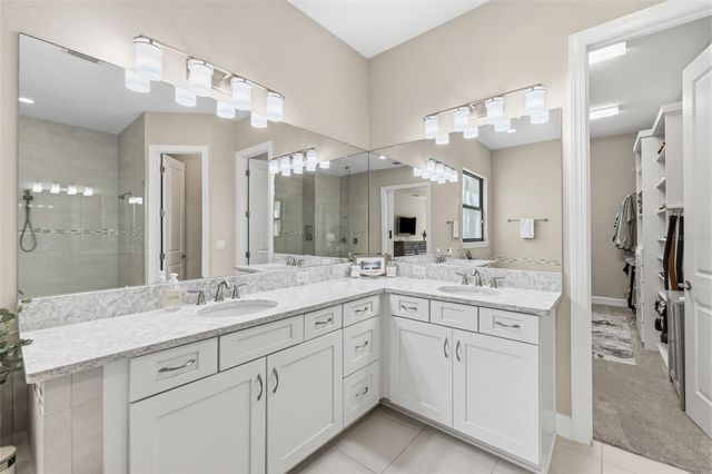 18615 RUE BEAUVAIS, Lutz, FL 33558