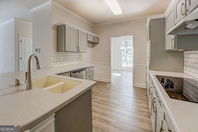 125 Blue Grass Court, Oxford, GA 30054
