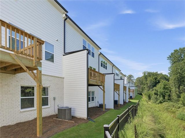2564 States Avenue, Doraville, GA 30360
