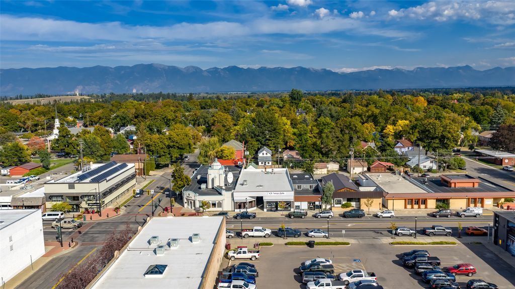 409 1st Avenue E Stes B & C, Kalispell, MT 59901