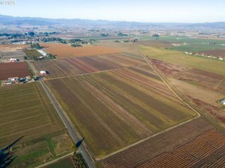 Nw Hornecker Rd, Hillsboro, OR 97124