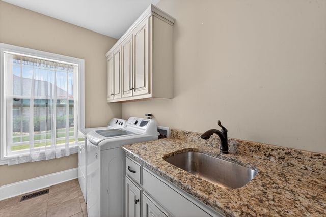 1530 Marathon Dr, Murfreesboro, TN 37129