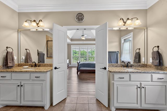1530 Marathon Dr, Murfreesboro, TN 37129
