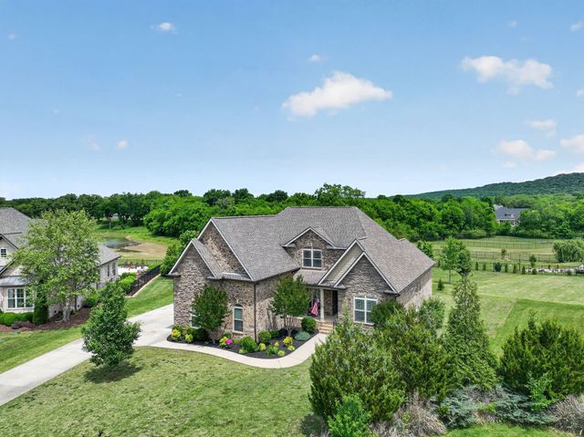 1530 Marathon Dr, Murfreesboro, TN 37129