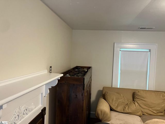 29 Shelton Road, Greenville, SC 29611