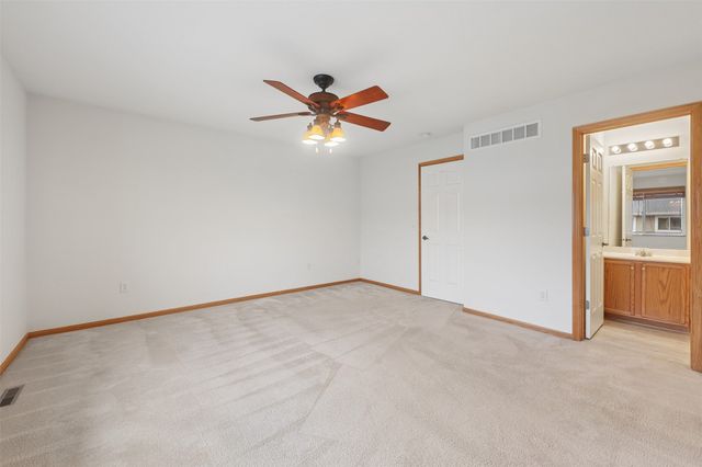 2200 Hart Avenue 1, Des Moines, IA 50320