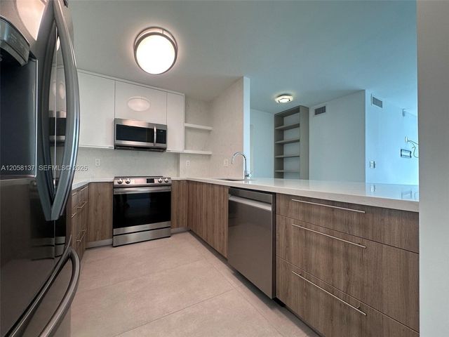 100 Bayview Drive 317, Sunny Isles Beach, FL 33160