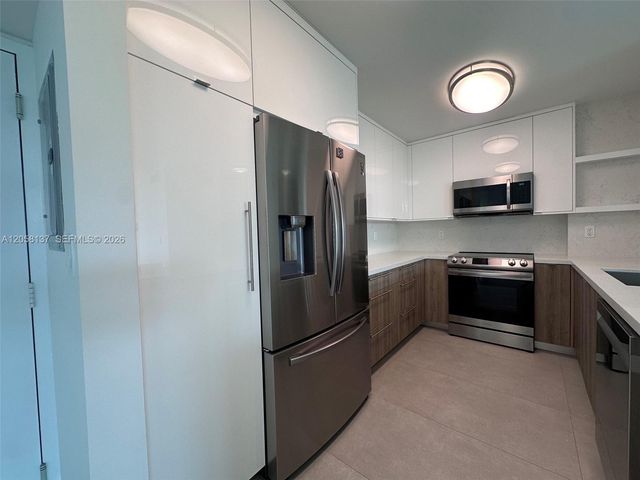 100 Bayview Drive 317, Sunny Isles Beach, FL 33160