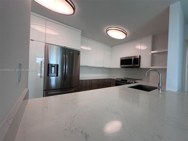 100 Bayview Drive 317, Sunny Isles Beach, FL 33160