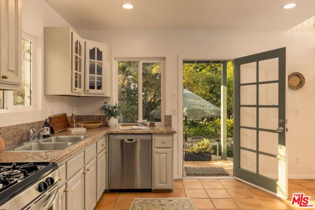 1351 Montecito Circle, Los Angeles, CA 90031