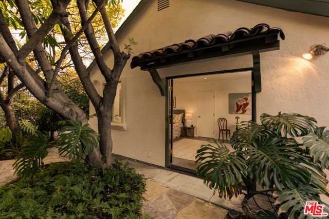 1351 Montecito Circle, Los Angeles, CA 90031