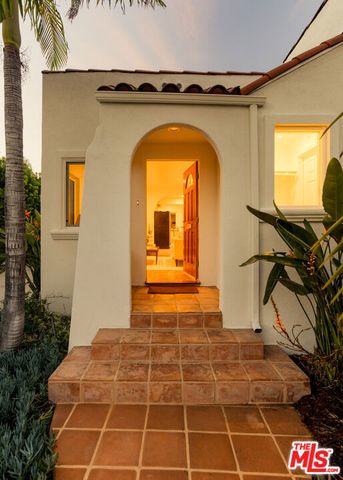 1351 Montecito Circle, Los Angeles, CA 90031