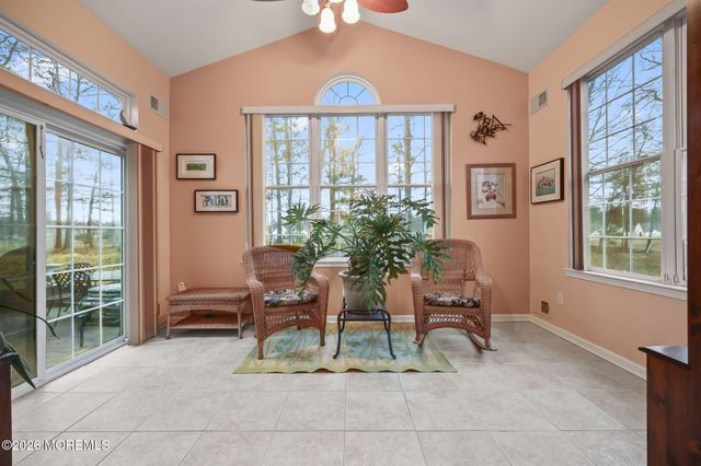 29 Inverness Lane, Jackson, NJ 08527