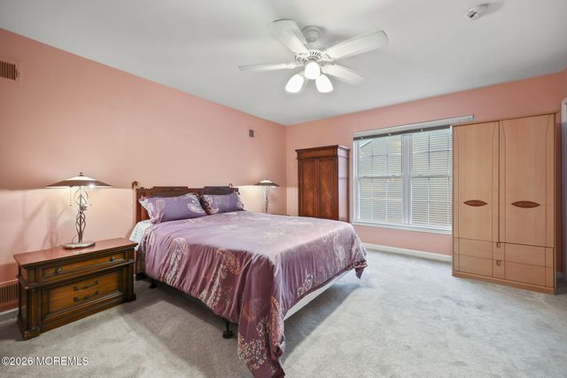 29 Inverness Lane, Jackson, NJ 08527