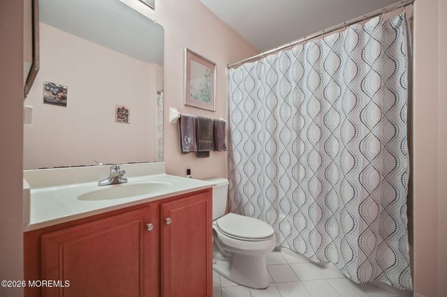 29 Inverness Lane, Jackson, NJ 08527