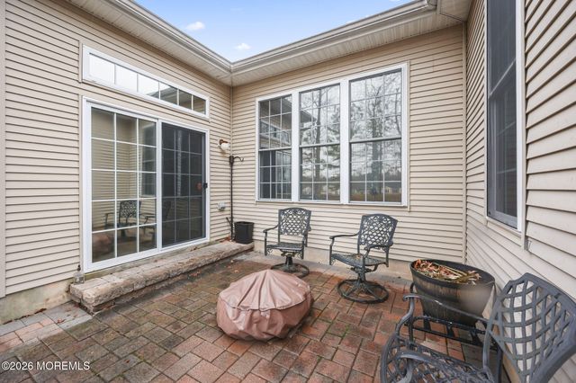 29 Inverness Lane, Jackson, NJ 08527