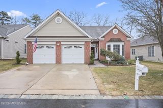 29 Inverness Lane, Jackson, NJ 08527