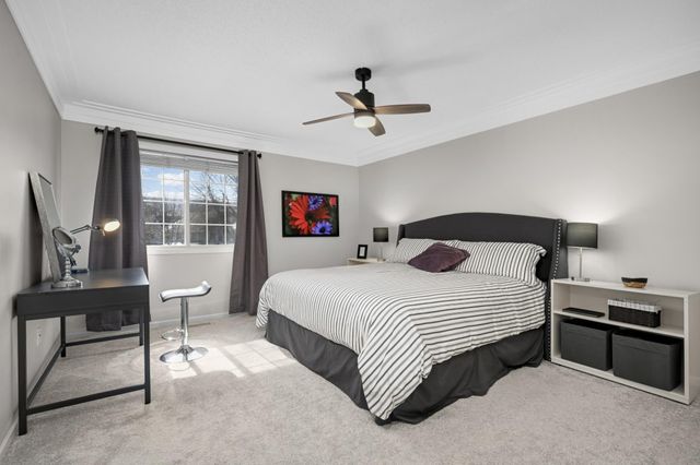 2572 Lockwood Drive 68, Mendota Heights, MN 55120