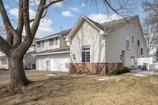 2572 Lockwood Drive 68, Mendota Heights, MN 55120