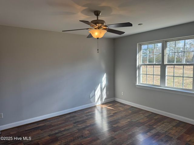 11165 Candlewick Road, Bailey, NC 27807