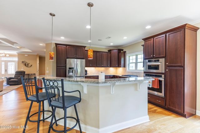 3220 Moss Hammock Wynd, Southport, NC 28461