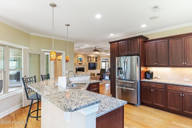 3220 Moss Hammock Wynd, Southport, NC 28461