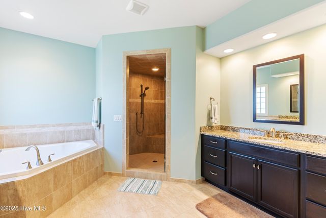 3220 Moss Hammock Wynd, Southport, NC 28461