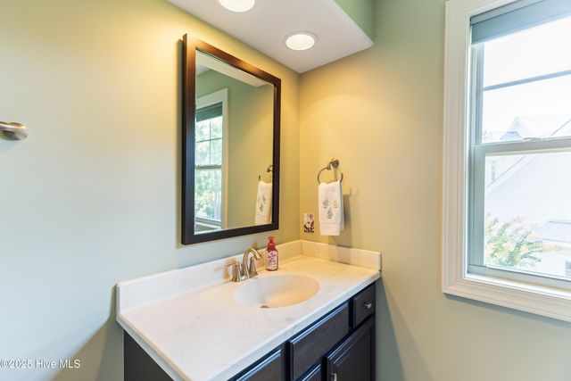 3220 Moss Hammock Wynd, Southport, NC 28461