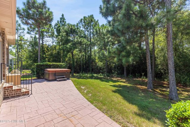 3220 Moss Hammock Wynd, Southport, NC 28461