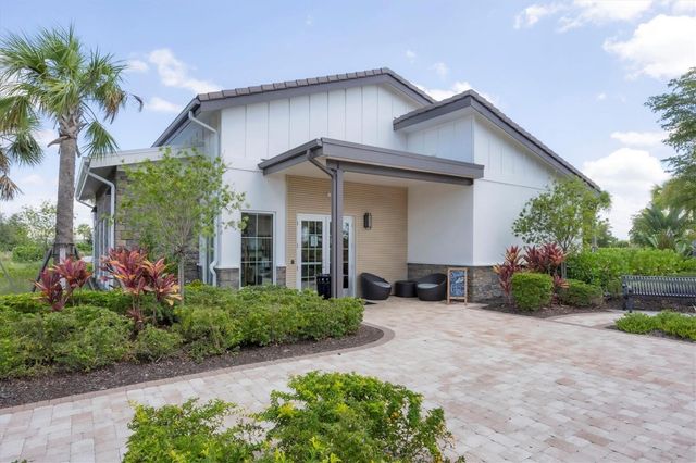 17218 BARNWOOD PLACE, Lakewood Ranch, FL 34211