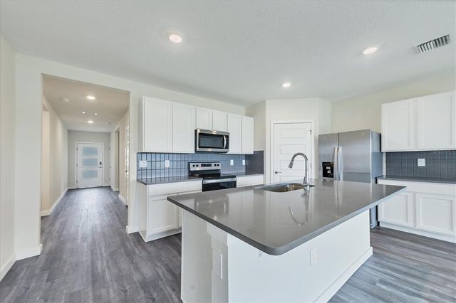 17218 BARNWOOD PLACE, Lakewood Ranch, FL 34211