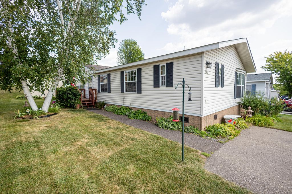 1390 Birchview Drive, Maplewood, MN 55119 — photo 3