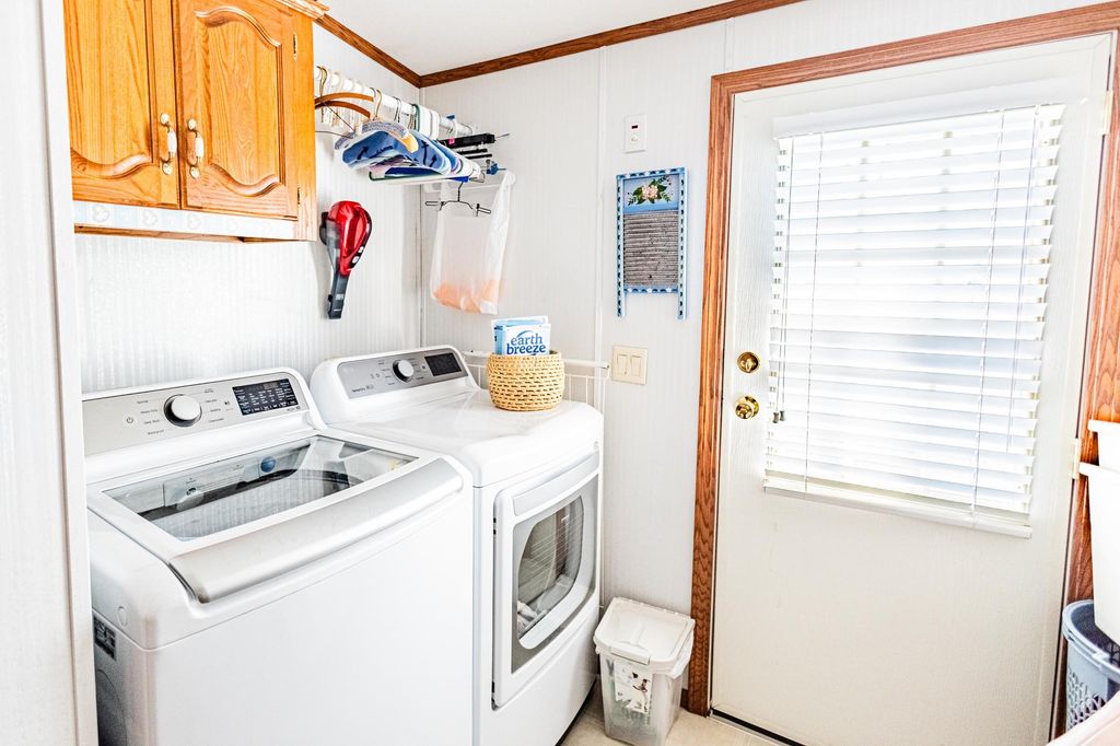 1390 Birchview Drive, Maplewood, MN 55119 — photo 5