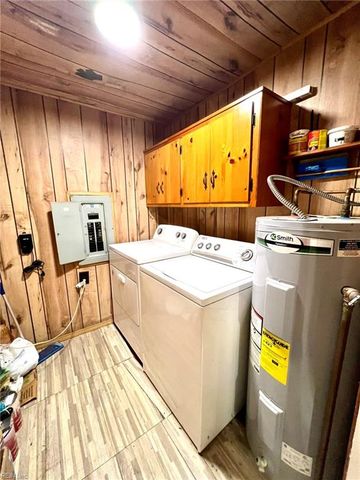 44 Rivercrest DR, Portsmouth, VA 23701