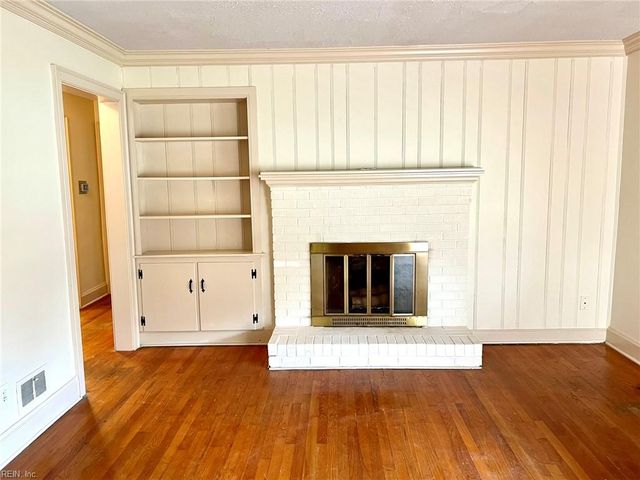 44 Rivercrest DR, Portsmouth, VA 23701