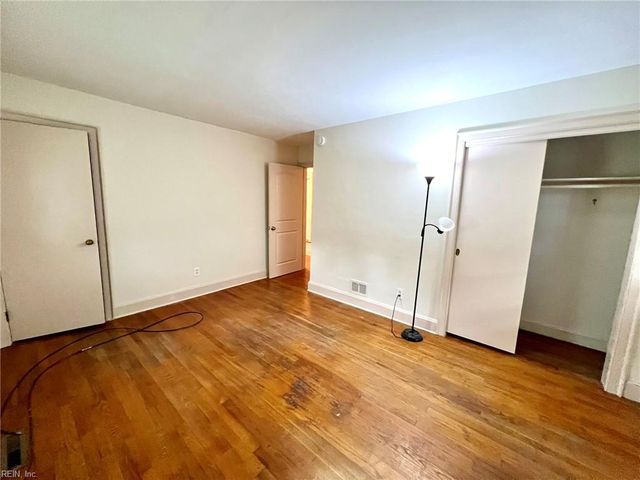 44 Rivercrest DR, Portsmouth, VA 23701